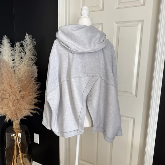 Free People Huntington Fleece Pullover in Heather Grey oversized Small - Picture 9 of 12